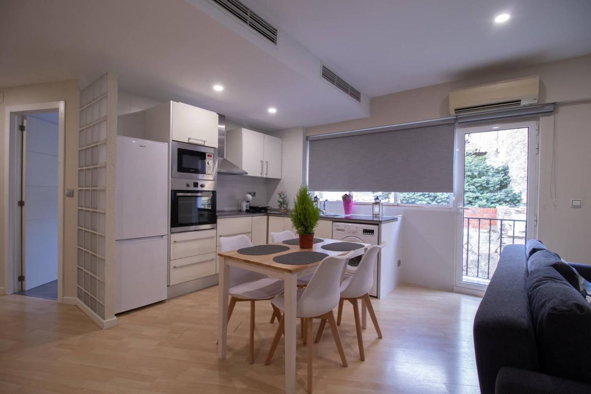 Appartement Old Town Flat By Concept Flats à Valence Extérieur photo